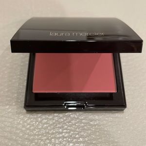 Laura Mercier blush in Rosé